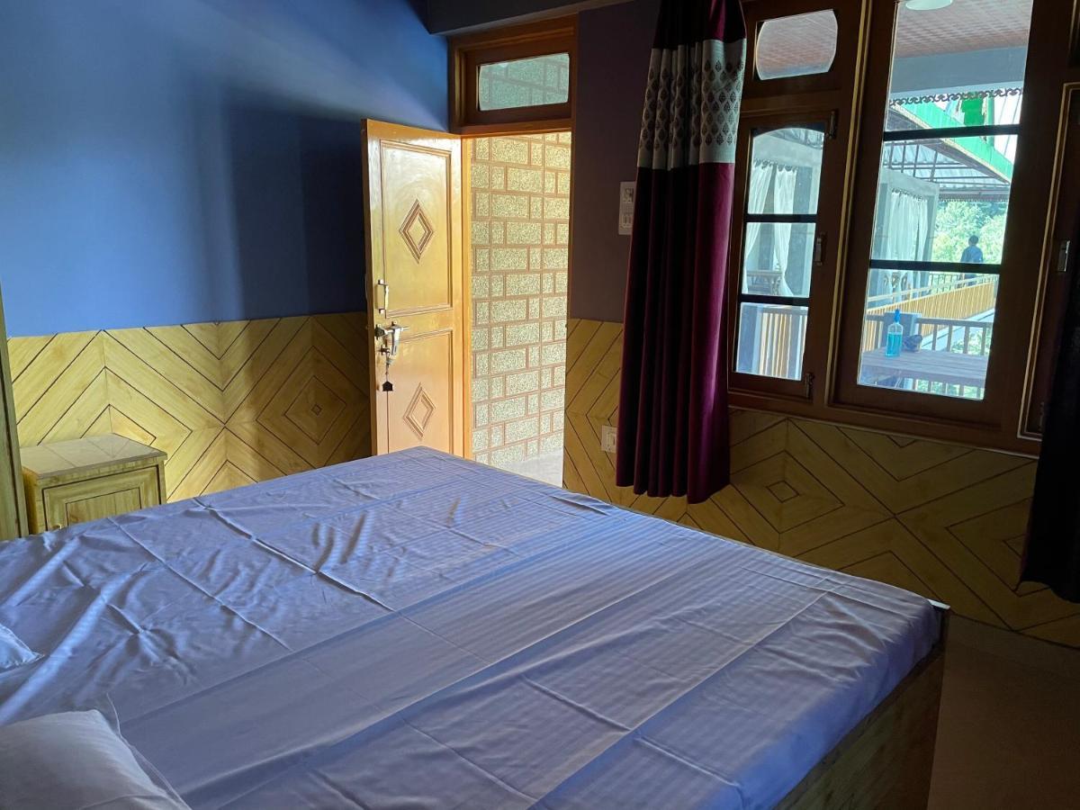 Highland Spirit Hotel Kasol Kültér fotó